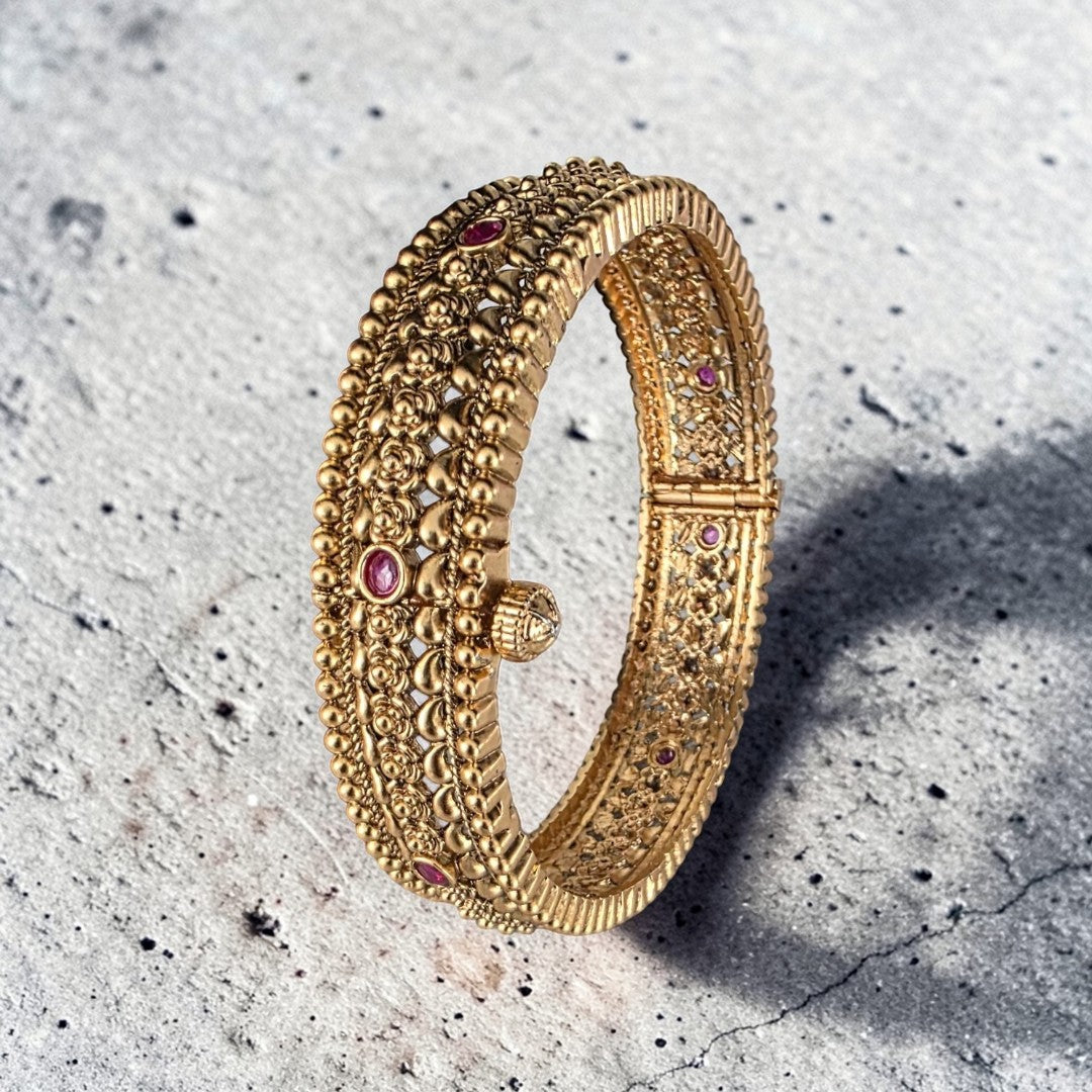 Ruby Openable Screw Bangle