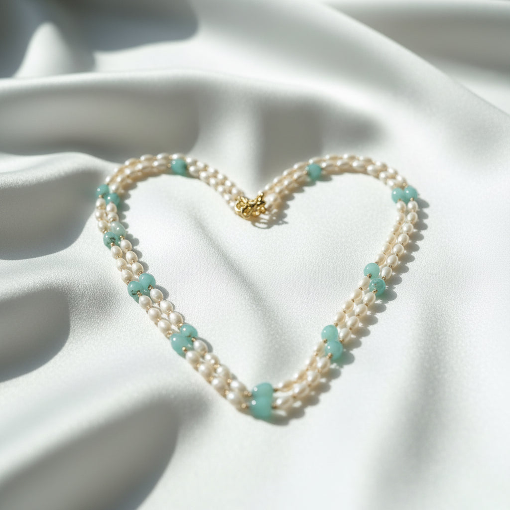 Green and White Pearl Necklace
