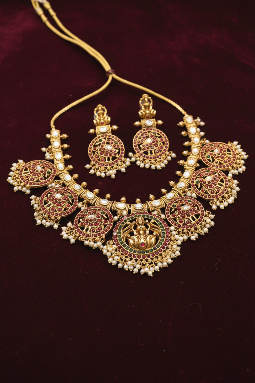 Lakshmi Kemp Necklace Set