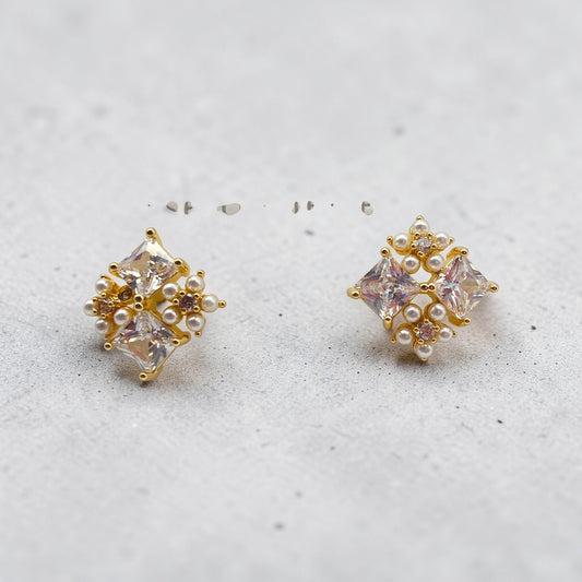 Pearl and Stone Stud