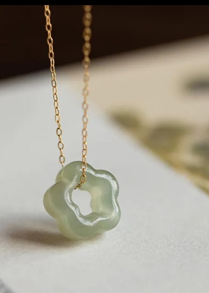 Elagant Flower Plated Stainless jade Necklace
