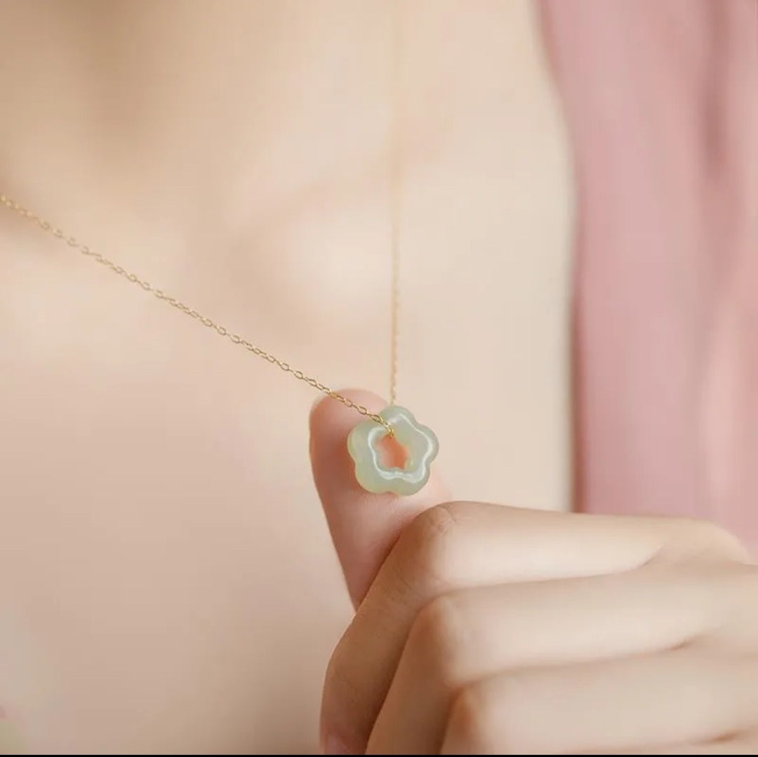 Elagant Flower Plated Stainless jade Necklace