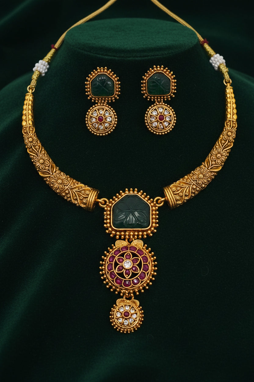 Antique Hasli (or Hasli-style) Pendant Necklace Set