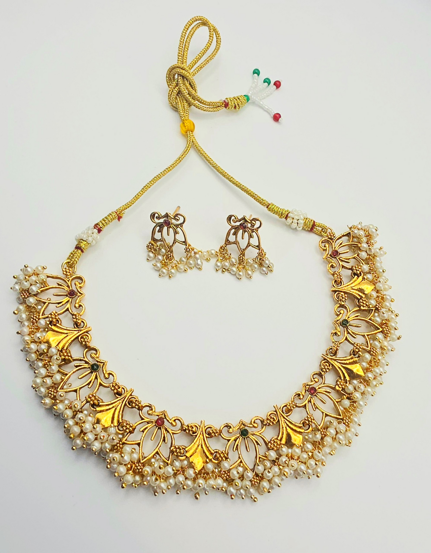 Matte Finish Pearl Necklace